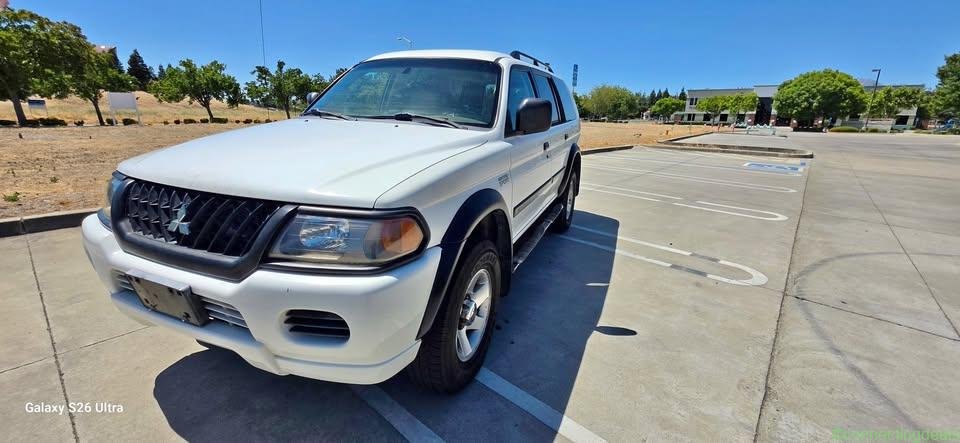 2003 Mitsubishi montero es sport 4×4