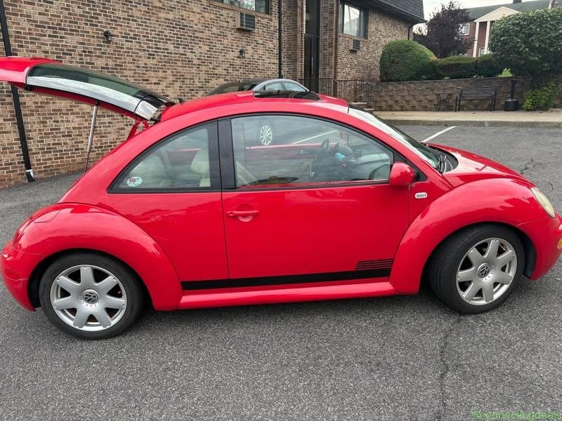 2003 Volkswagen Beetle · Turbo Hatchback 2D