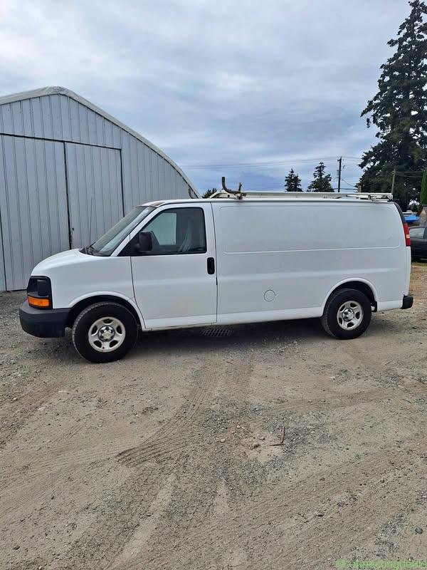 2005 Chevrolet Express 1500 Cargo