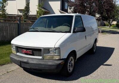 2005 GMC Safari in Calgary