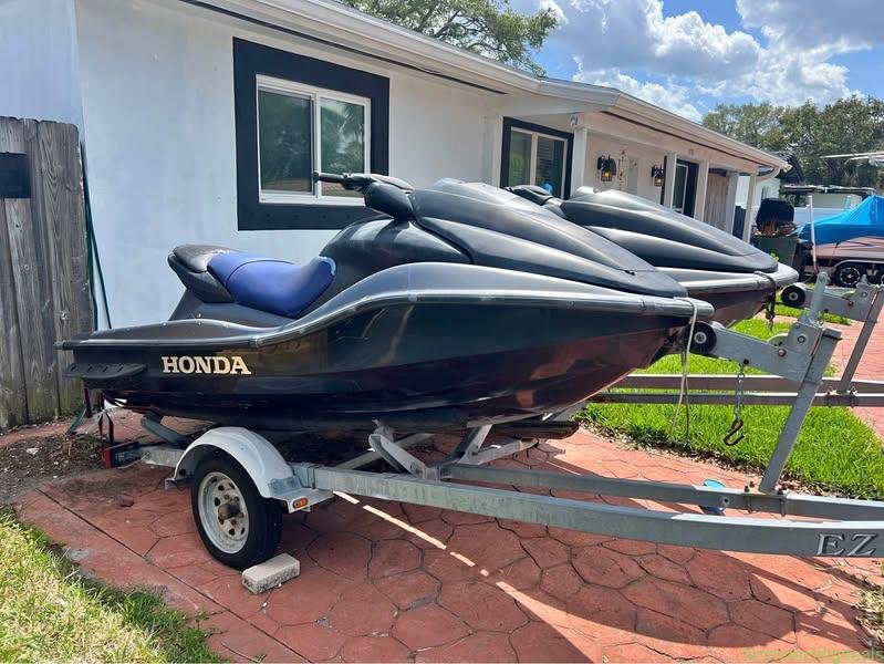 2005 Honda aquatrax