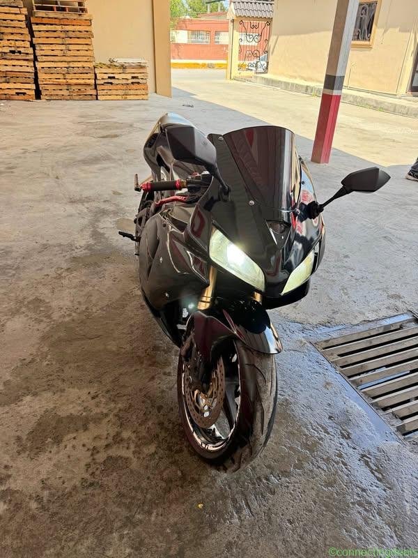 2006 Honda CBR