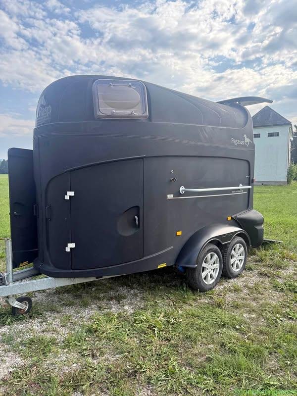 2007 Humbaur Pegasus