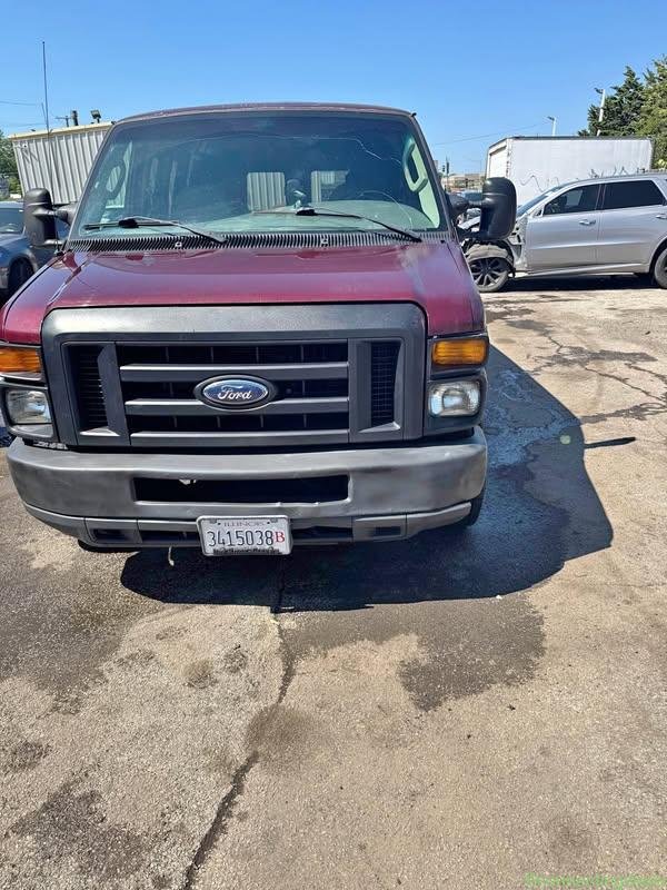 2008 Ford E250 Super Duty Cargo