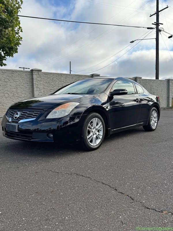 2008 Nissan Altima 3.5 SE Coupe 2D