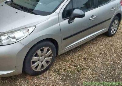2008 Peugeot 207 in Paris