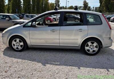 2010 Ford C-Max in Rome