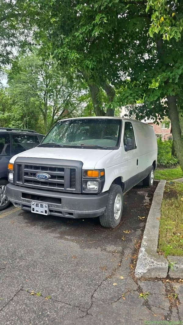 2010 Ford e250