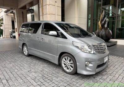 2010 Toyota Alphard in Bangkok