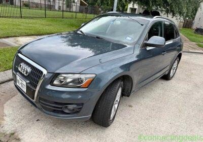 2011 Audi Q5 · 2.0T Premium Sport Utility 4D in Houston