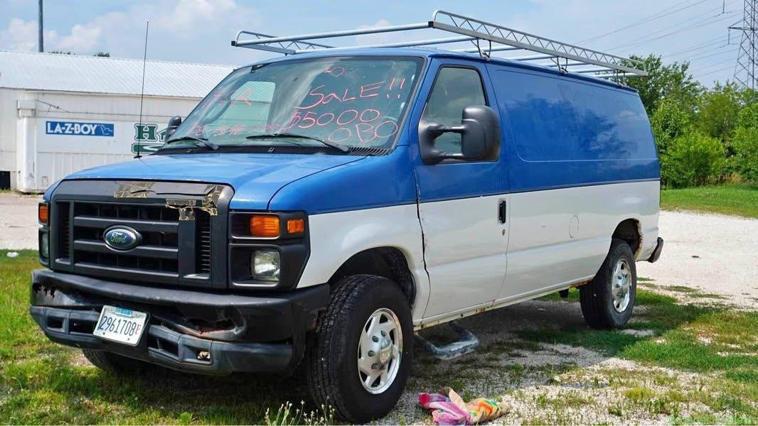 2011 Ford E250 Super Duty Cargo Van 3D