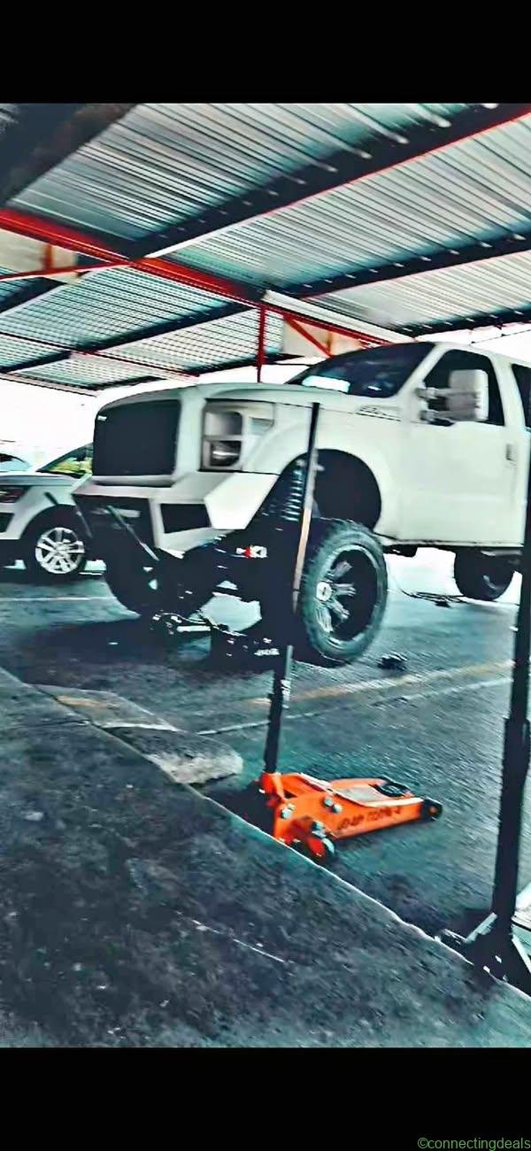 2012 Ford F-250 · Long Bed