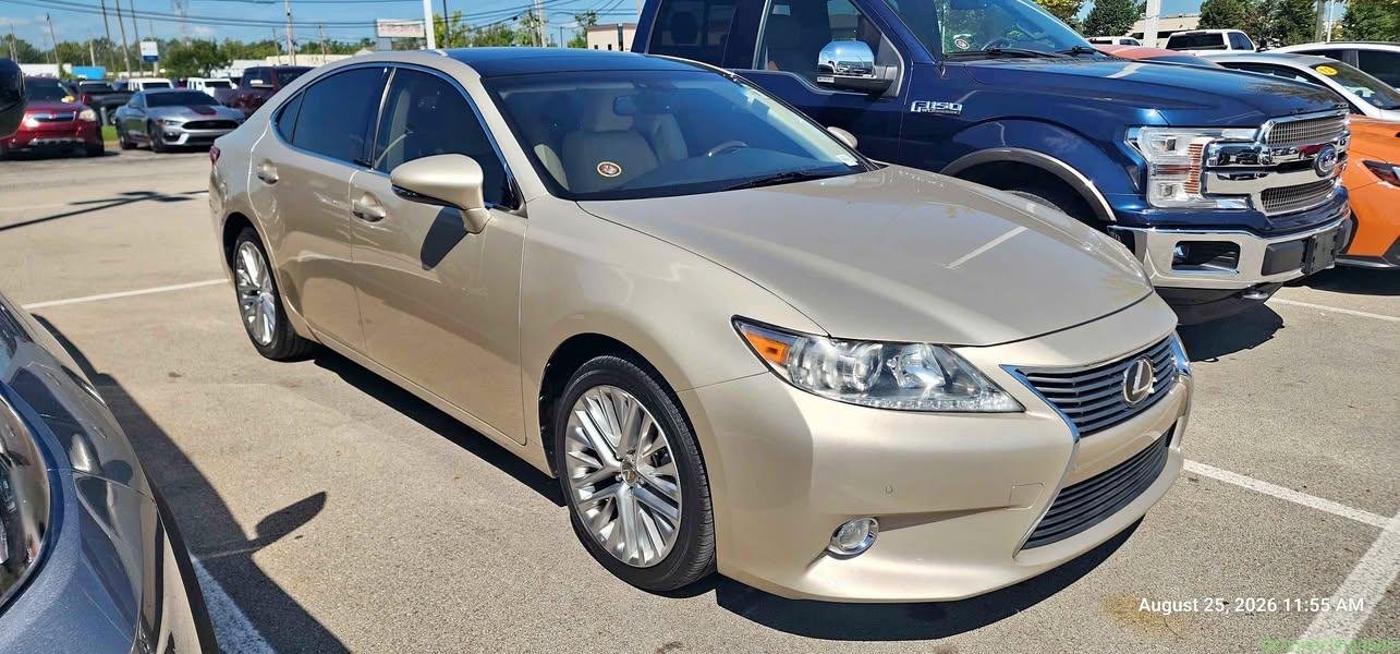 2013 Lexus ES 350 Luxury Sedan 4D