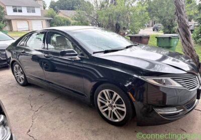 2013 Lincoln MKZ Sedan 4D in Austin