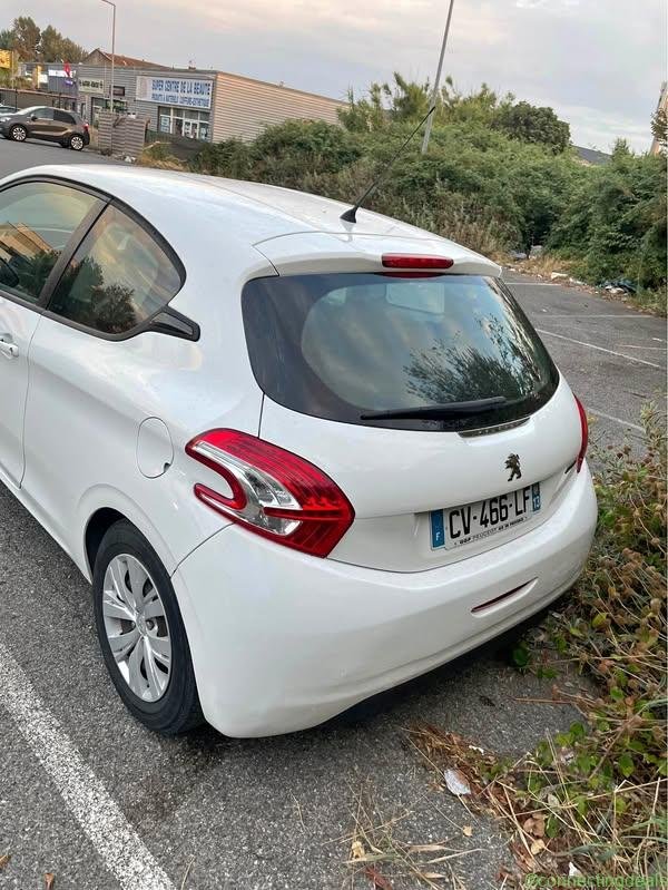 2013 Peugeot 208