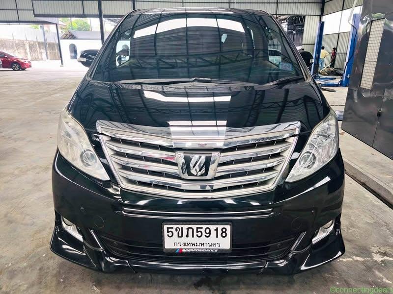 2013 Toyota Alphard