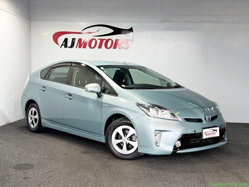 2013 Toyota Prius 1.8L Hybrid REV CAM