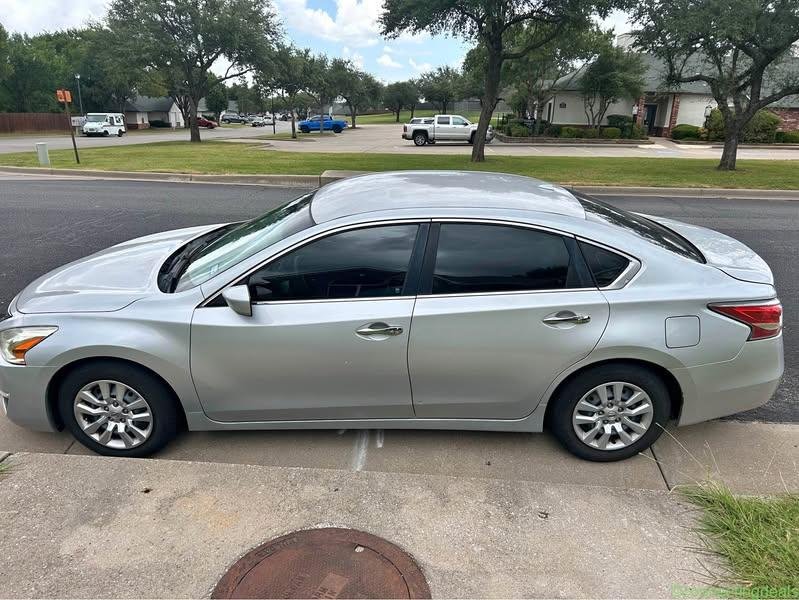 2014 Nissan Altima 2.5 SR Sedan 4D