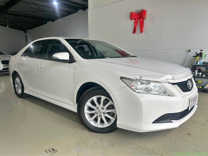 2015 Toyota Aurion