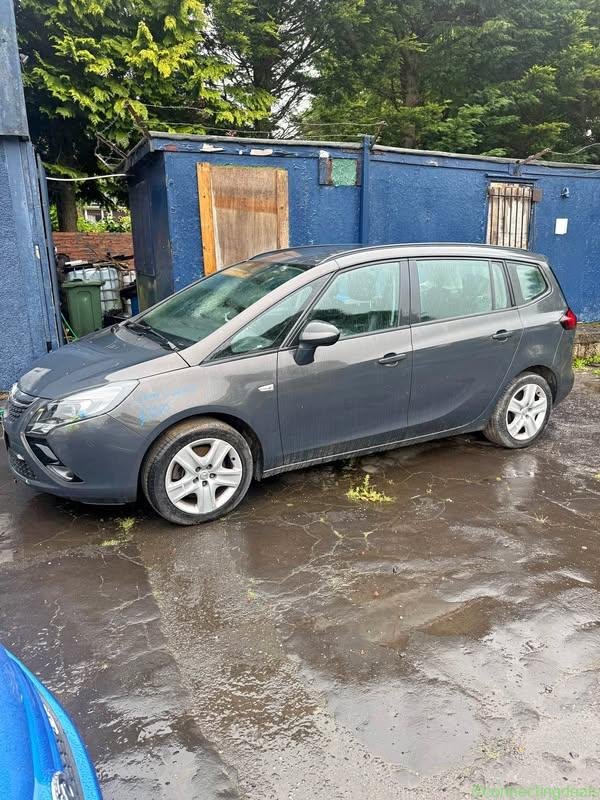2015 Vauxhall Zafira Tourer BREAKING