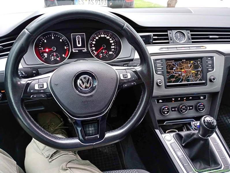 2015 Volkswagen Passat