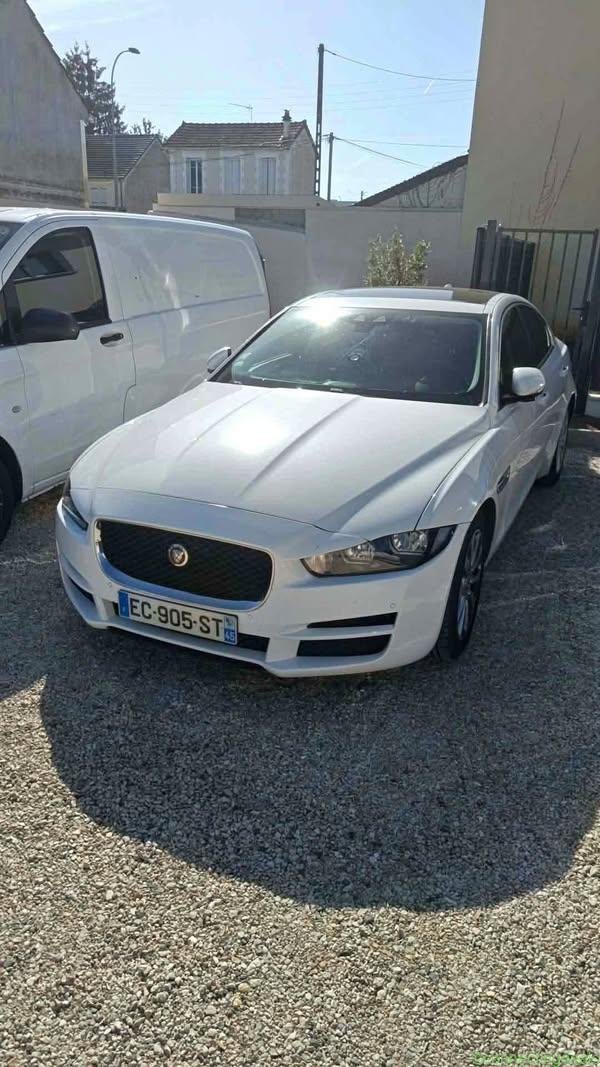 2016 Jaguar XE