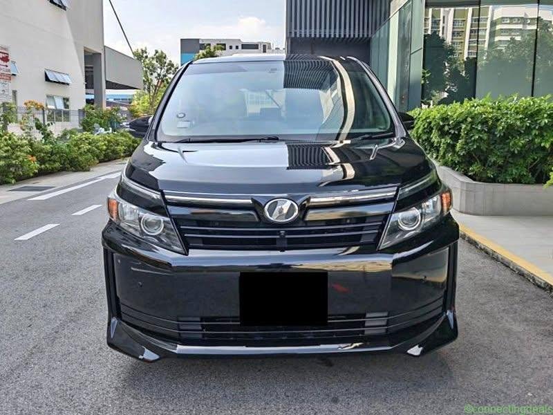 2016 TOYOTA VOXY 2.0A X
