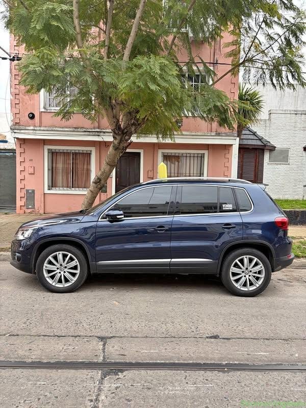 2016 Volkswagen Tiguan 2.0 Premium Tsi 200cv
