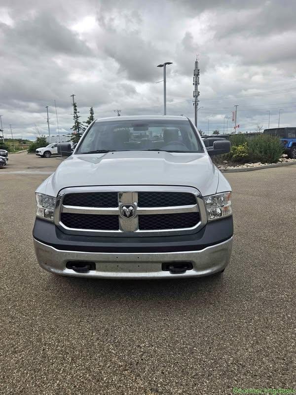 2018 RAM 1500 ST CREW CAB