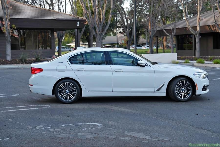 2019 BMW 5 Series · 530e xDrive Sedan 4D