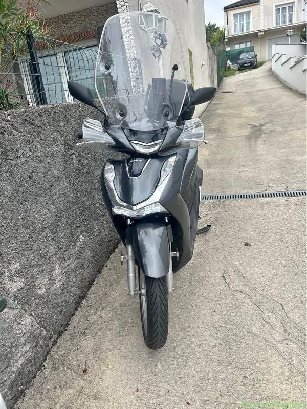 2020 Honda SH150I