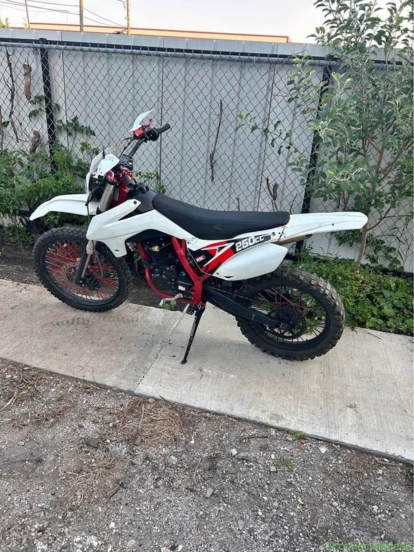 2021 dirt bike 250cc