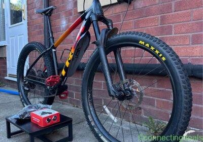 2021 Trek Roscoe 8 Black / Red / Orange Mtb in Birmingham