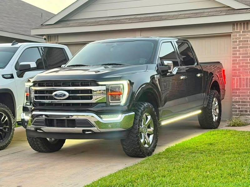 2023 Ford F-150 · Lariat Pickup 4D 5 1/2 ft