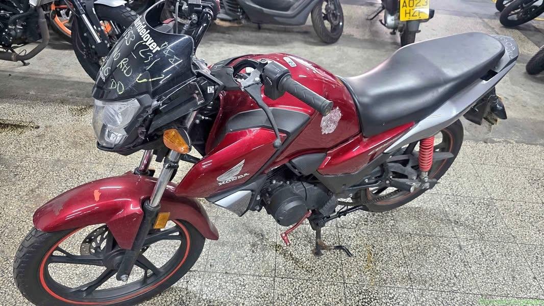 2023 Honda cb125f