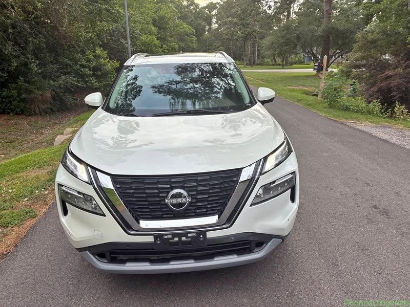 2023 Nissan Rogue Sport · SL Sport Utility 4D