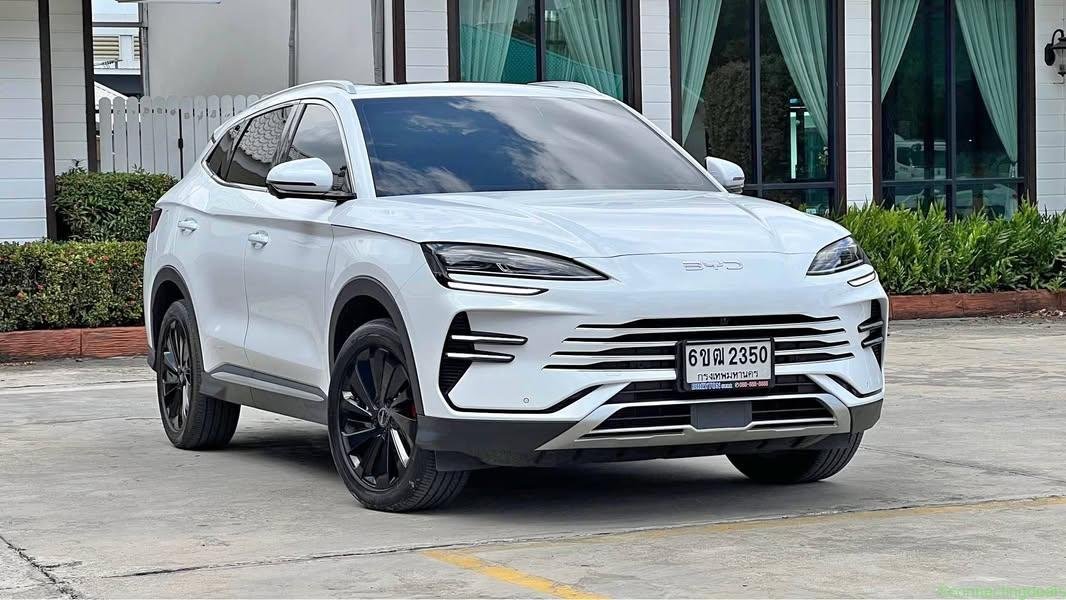 2025 BYD Sealion6 D-mi