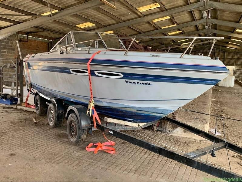 23ft Chevy 5.7 v8 cuddy cabin cruiser