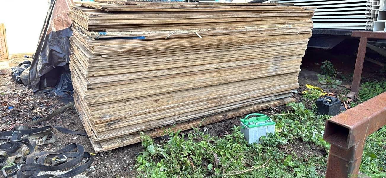 3/4 ply wood free come get it