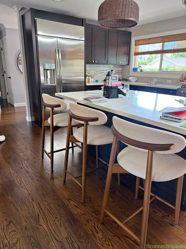 3 barstools