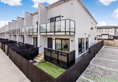3 bedrooms with 2.5 bathrooms townhouse in in Auckland