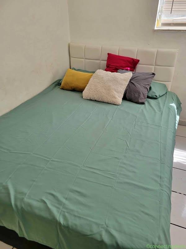 3 Beds 1 Bath – Apartment