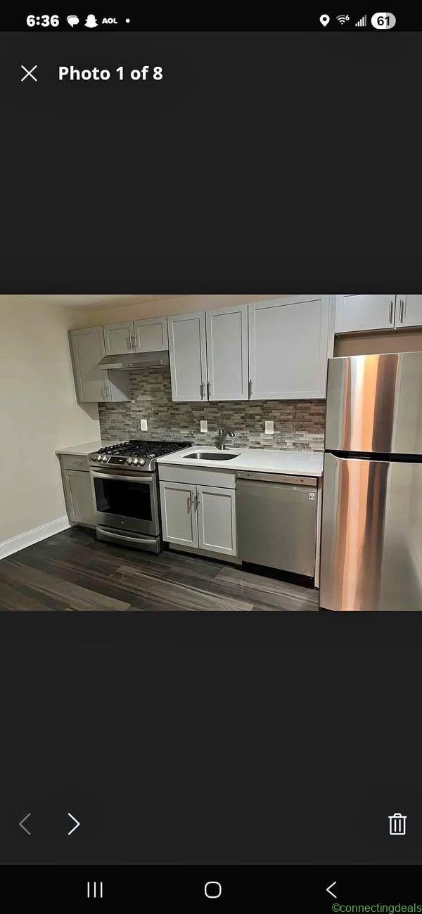 3 Beds 1 Bath – Apartment