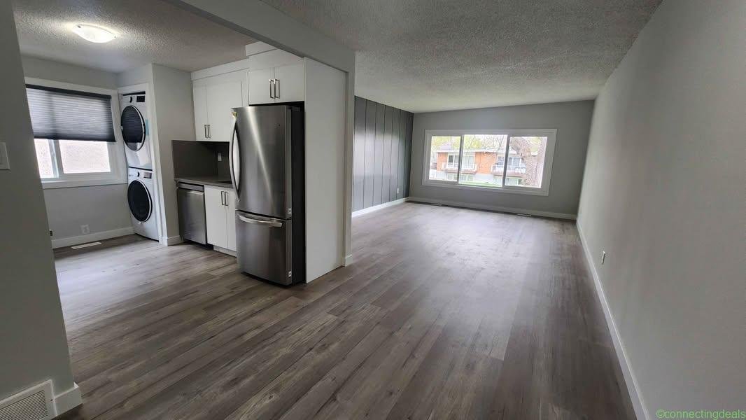 3 Beds 1 Bath – House