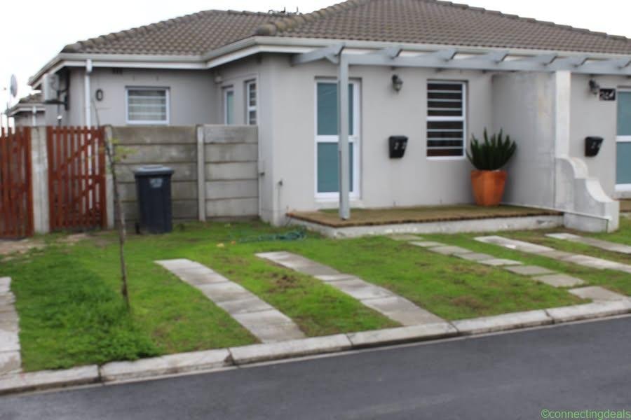 3 Beds 1 Bath House