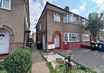 3 beds 1 bathroom – House in London