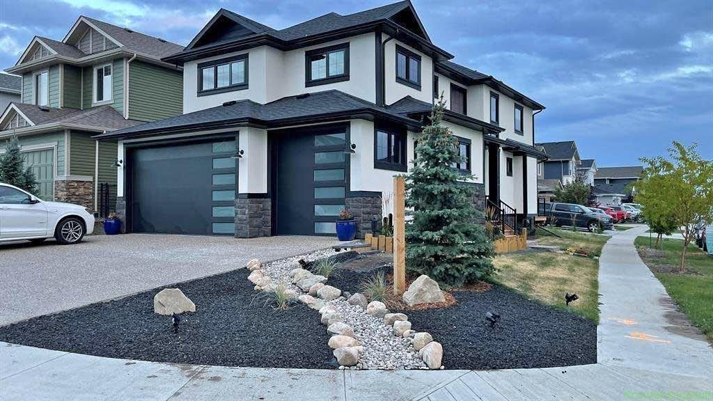 3 Beds 2.5 Baths – House