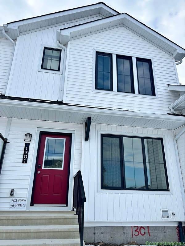 3 Beds 2.5 Baths – Townhouse