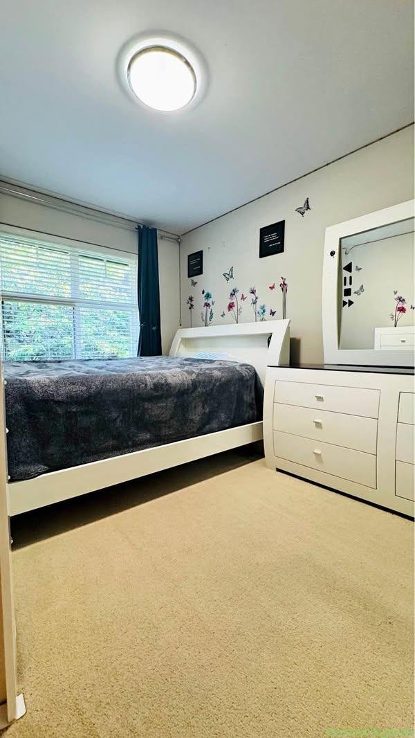 3 Beds 2.5 Baths – Townhouse