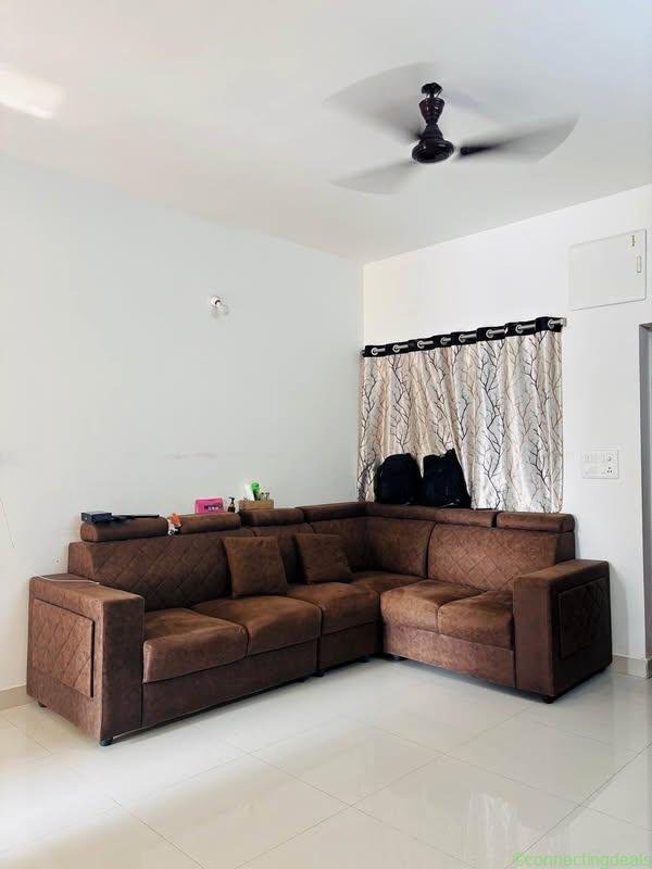 3 beds 2 bathrooms – Flat